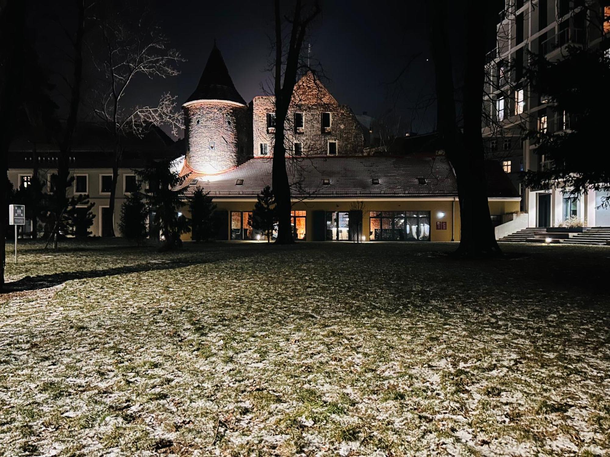 Apartament W Sercu Wroclawia, Garaz, 5Min Do Rynku Екстер'єр фото